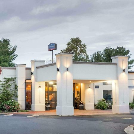 Howard Johnson By Wyndham Bartonsville/Poconos Area 外观 照片